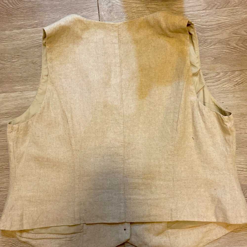Never Worn - Women’s Size XXL Khaki Vest from a new day - Picture 5 of 7